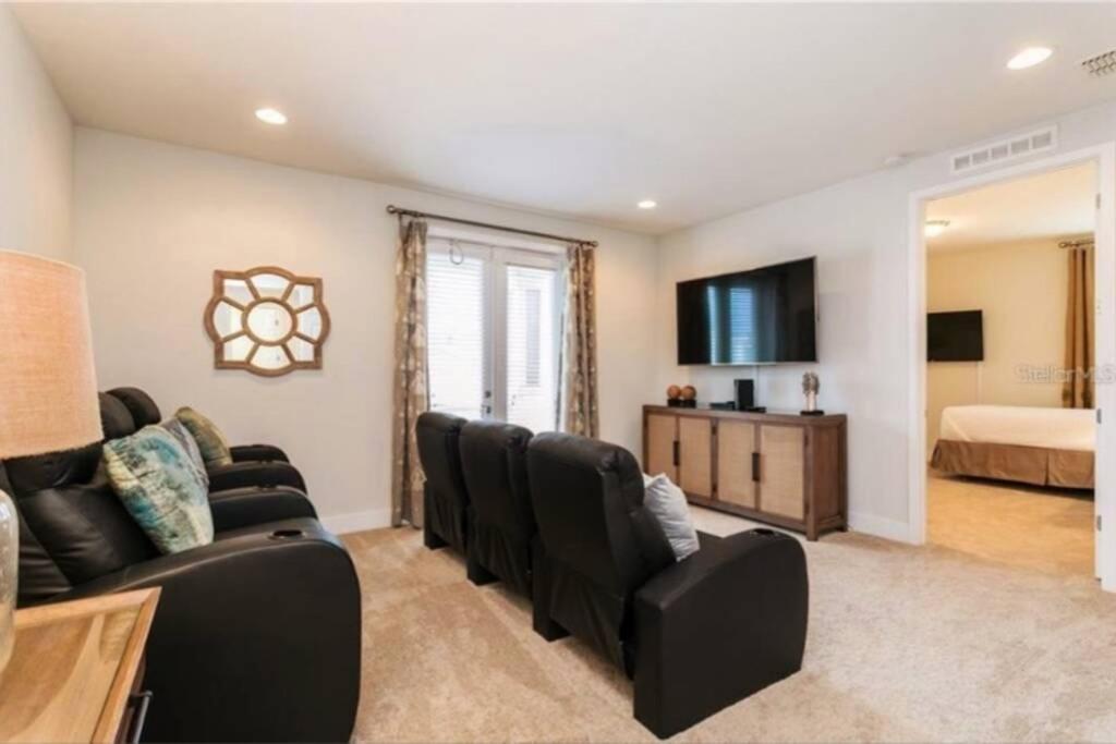 Luxurious Modern Villa Near Disney With Theater, Pool And Spa In Encore Resort At Reunion オーランド エクステリア 写真