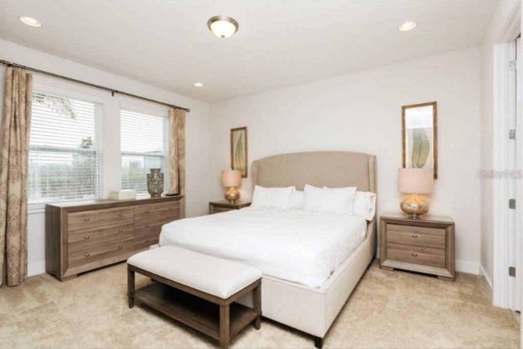 Luxurious Modern Villa Near Disney With Theater, Pool And Spa In Encore Resort At Reunion オーランド エクステリア 写真
