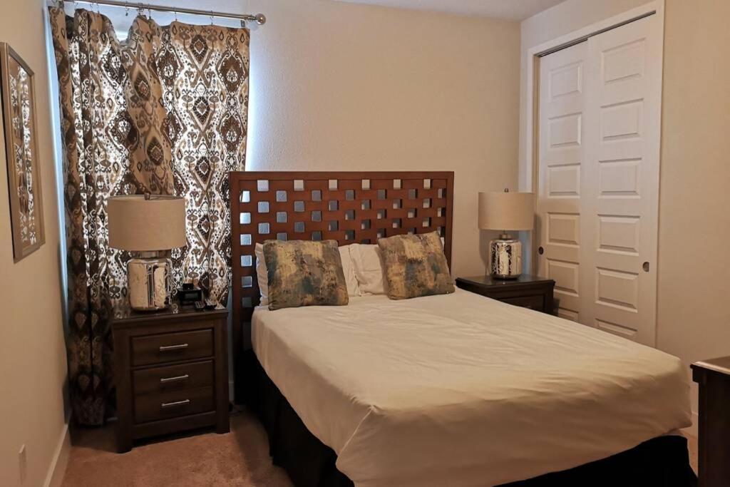 Luxurious Modern Villa Near Disney With Theater, Pool And Spa In Encore Resort At Reunion オーランド エクステリア 写真